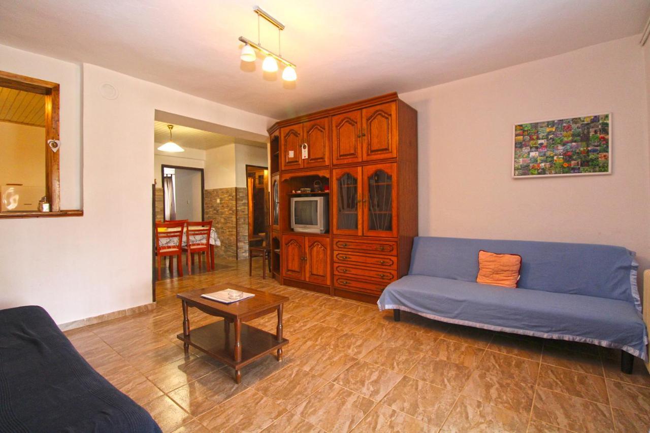 Apartments Matilda 1954 Fazana Exterior photo